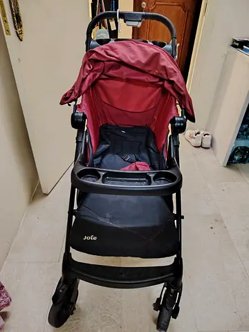 Joie Muze Red  Black 2-Piece Travel System with Sun Canopy