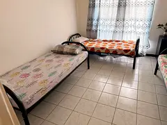 Appartement bedspace available in shrjah Bu tina