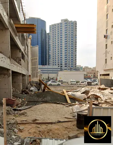 ارض سكني تجاري موقع متميز للبيع بالراشدية 1