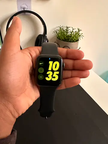 Apple Watch Series (Black) - Good working condition