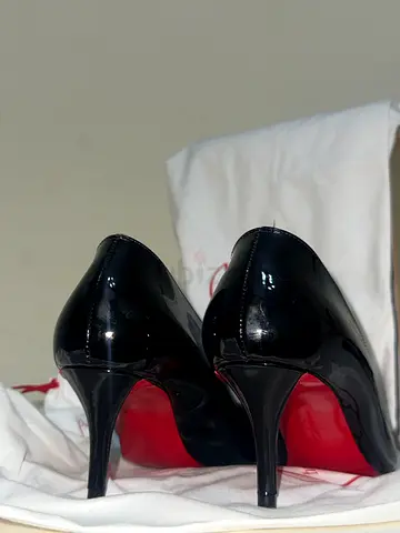 Save up to AED 1200 on Christian Louboutin Miss Z 60mm