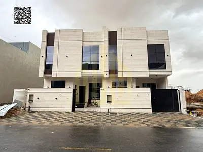 Prime Location - Two Floors and Roof - Registration Included