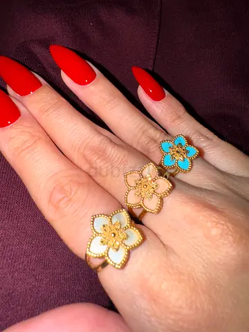 18 KT GOLD RING SET