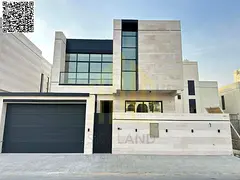 Modern villa located on a main street, no service charges, freehold ownership for all nationalities.