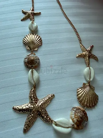 Costume Gold-tone Sea Shell  Starfish Necklace with Cowrie Shell Accents