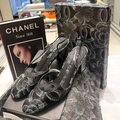 Chanel Black  White Slingback Heels — Size 39.5