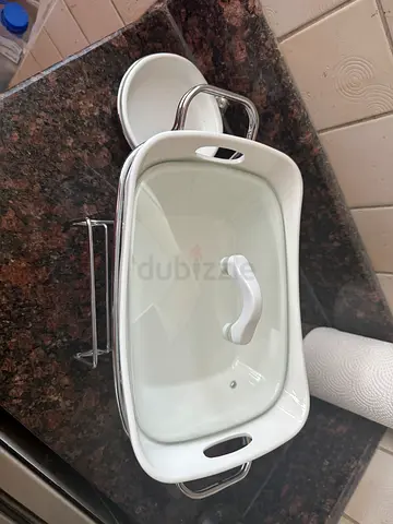 Urgent move out Ceramic Chafing Dish with Glass Lid and Stand