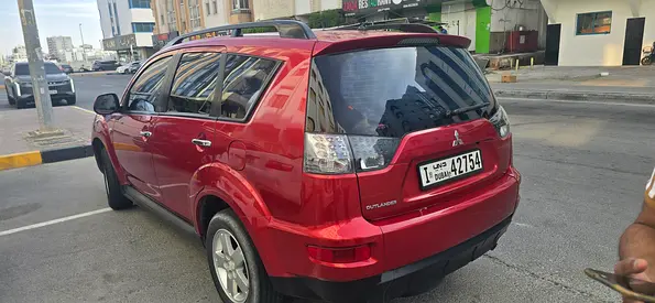 Outlander 2012Mitsubishi Outlander (259, 000) Km)