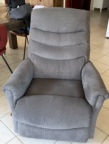 Comfortable Grey Fabric Recliner Armchair La Z Boy - Great Condition