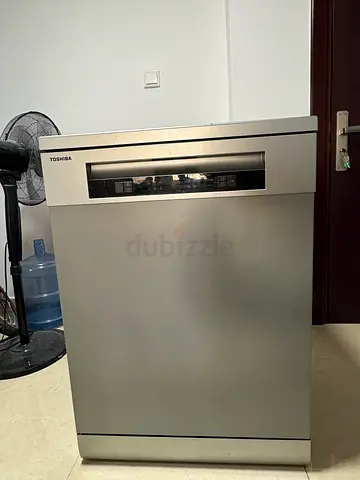 Toshiba Freestanding Stainless Steel Dishwasher - excellent Condition