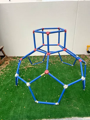 Kids climbing frame