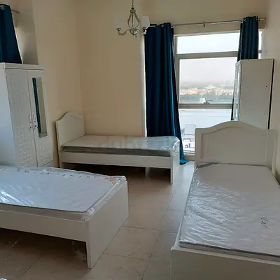BRAND NEW CALM AND PEACEFUL!EXECUTIVE LADIES MASTER BEDROOM ACCOMMODATION.DISTRESS DEAL LIMITED TIME