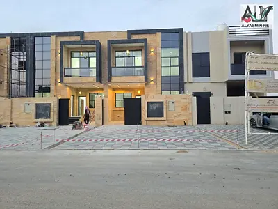 Townhouse for rent at a bargain price, 5 master bedrooms, super deluxe finishing