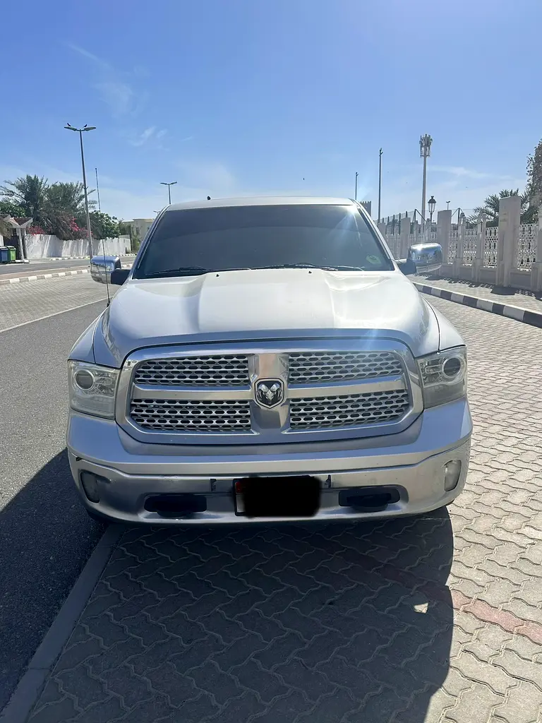 Dodge Ram 2014 — photo 1 of 6