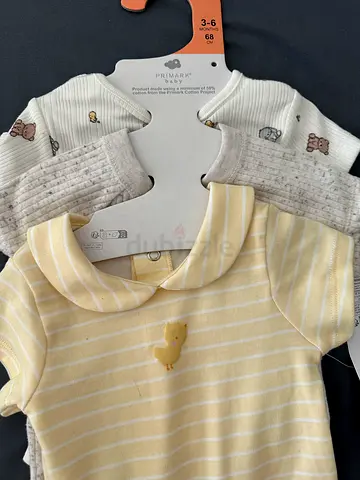 Pack of 3 Baby Bodysuits / Sleepers (3-6 months) - Neutral Prints