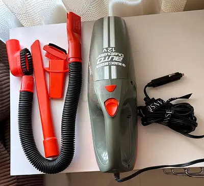 Handheld 12V Car Vacuum Cleaner with Accessories