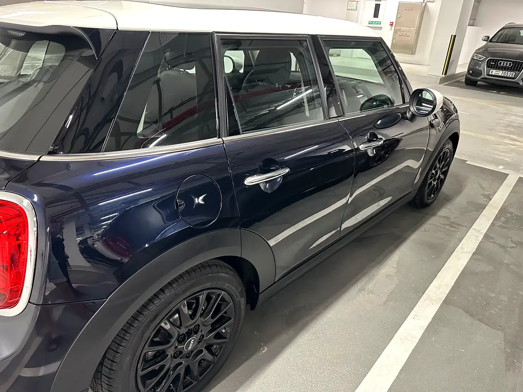 MINI Cooper 2024 — photo 1 of 4