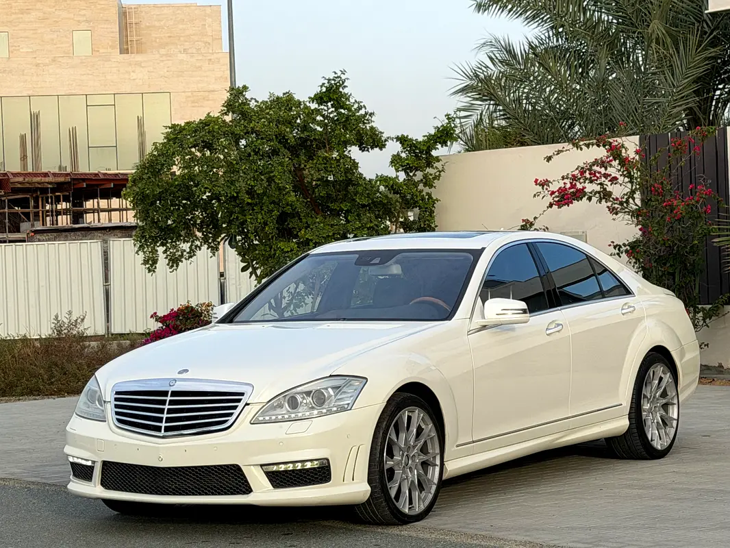 Mercedes-Benz S-Class 2012 — photo 1 of 18