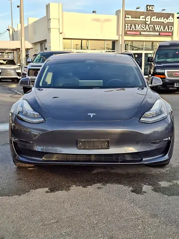 2019 Tesla Model 3 Long Range - American Specs