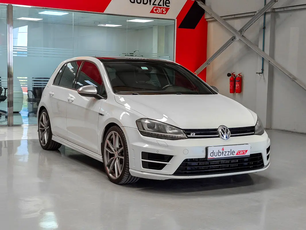 Volkswagen Golf 2015 — photo 1 of 15