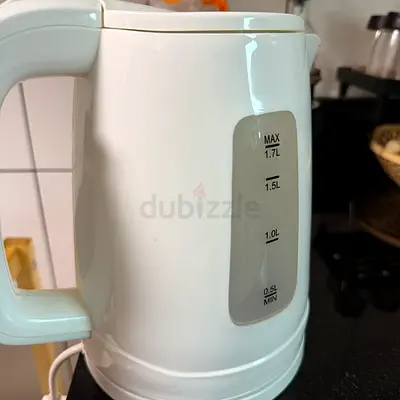White Electric Kettle 1.7L - Good Working Condition
