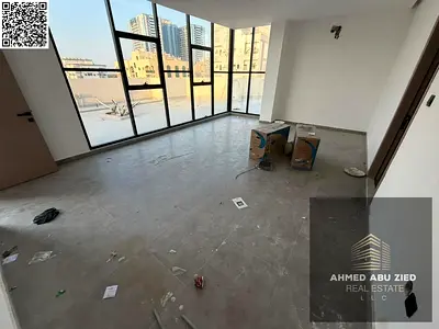 بناية جديدة اول ساكن | شامل الفواتير | اكبر مساحة استوديو | دريسنج روم | روف بمساحه واسعه جدا | مطبخ منفصل | حمام | تكييف سبليت | قريب من كورنيش عجمان