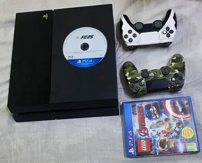 PS4 FAT 500 GB. 2 CONTROLLER 2 GAMES