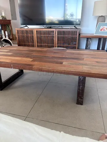 Coffee and side table