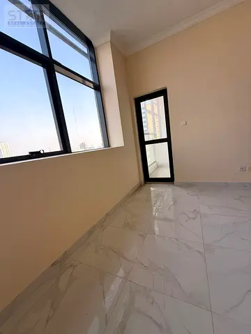 الجرف 2  خلف فندق ردسون بلو قريب من مخرج دبي