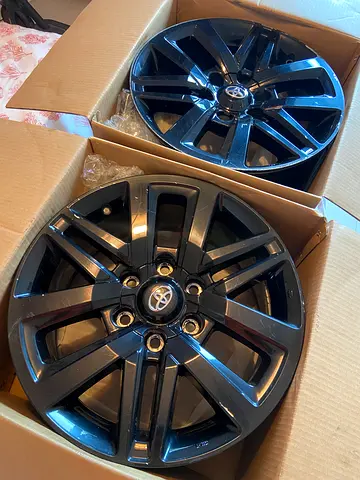 Toyota OEM VXR 18 inch wheel