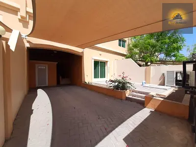 SPACIOUS 3 BEDROOM, HALL, MAJLIS VILLA IN THE COMPOUND