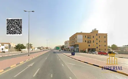 بنايه تجاريه  مباشره علي شارع السلام عمر 10 سنوات تملك حر