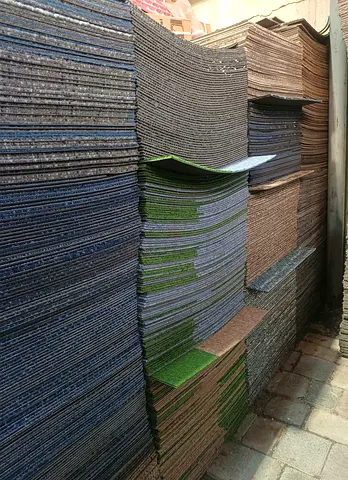 CARPET TILES 50×50CM