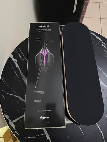 Dyson Airstrait - boxed with case, excellent condition