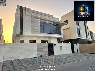 فيلا فاخرة مع مسبح داخلي خاص، سعر شامل كلياً يشمل الرسوم والكهرباء والماء وتكييف الهواء.