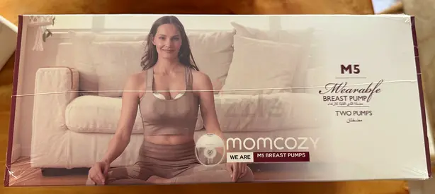 Momcozy M5 Wearable Double Breast Pump - New in Box