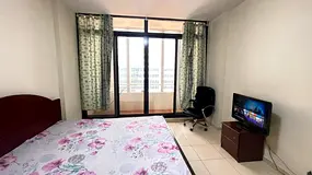Executive room near Max Metro - Full Furnished
