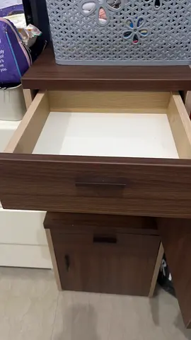 2 Bedside Tables for Sale – Excellent Condition like new