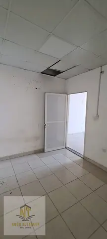 Annual Rent – Warehouse in Industrial Area 13 Excellent opportunity for commercial and storage businesses. A well-located warehouse in Industrial Area
