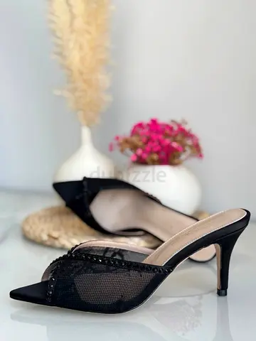 Andrea wazen women heel