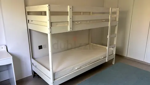 Bunk Bed with 2 mattresses — Good Condition