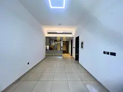 Pool Facing | 1 Bed + Study | Grab the Keys