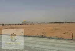 Corner plot of land, 7-year installments, no commission, registration fees included. Asphalt roads,