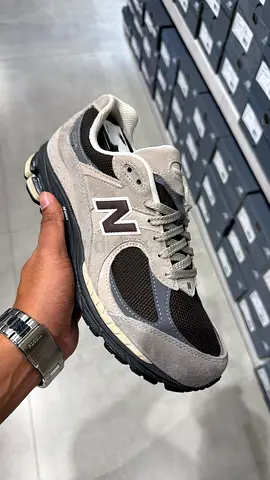 New Balance 2002R Grey/Black Men’s Sneakers – Size Available usa 10.5