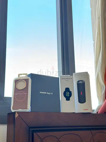 Fresh Unboxed HONOR Flagship Bundle Magic V5 | Watch Fit | Premium Bluetooth Speaker | Official case