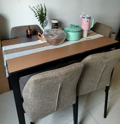 Dining Table Set with 4 Chairs