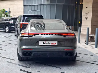 صورة 7 لـ 2023 Porsche PANAMERA
