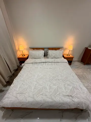 King size bed