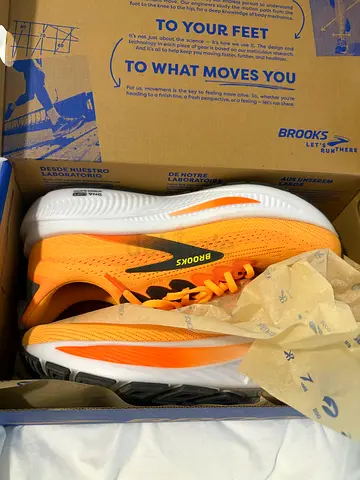 Brooks Running Shoes - New Orange Size 44