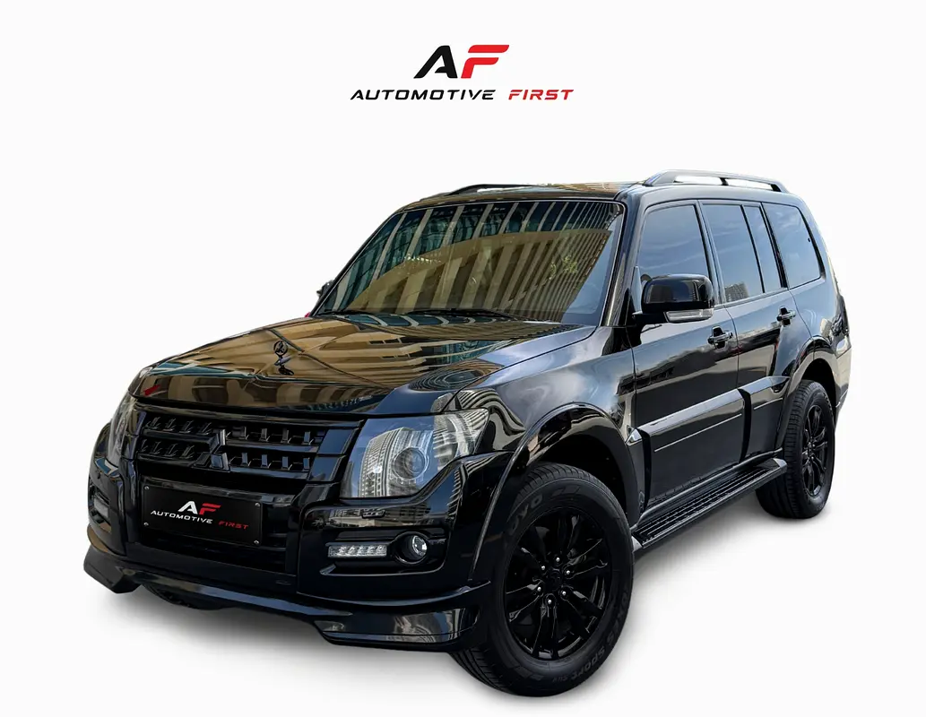Mitsubishi Pajero 2020 — photo 1 of 20